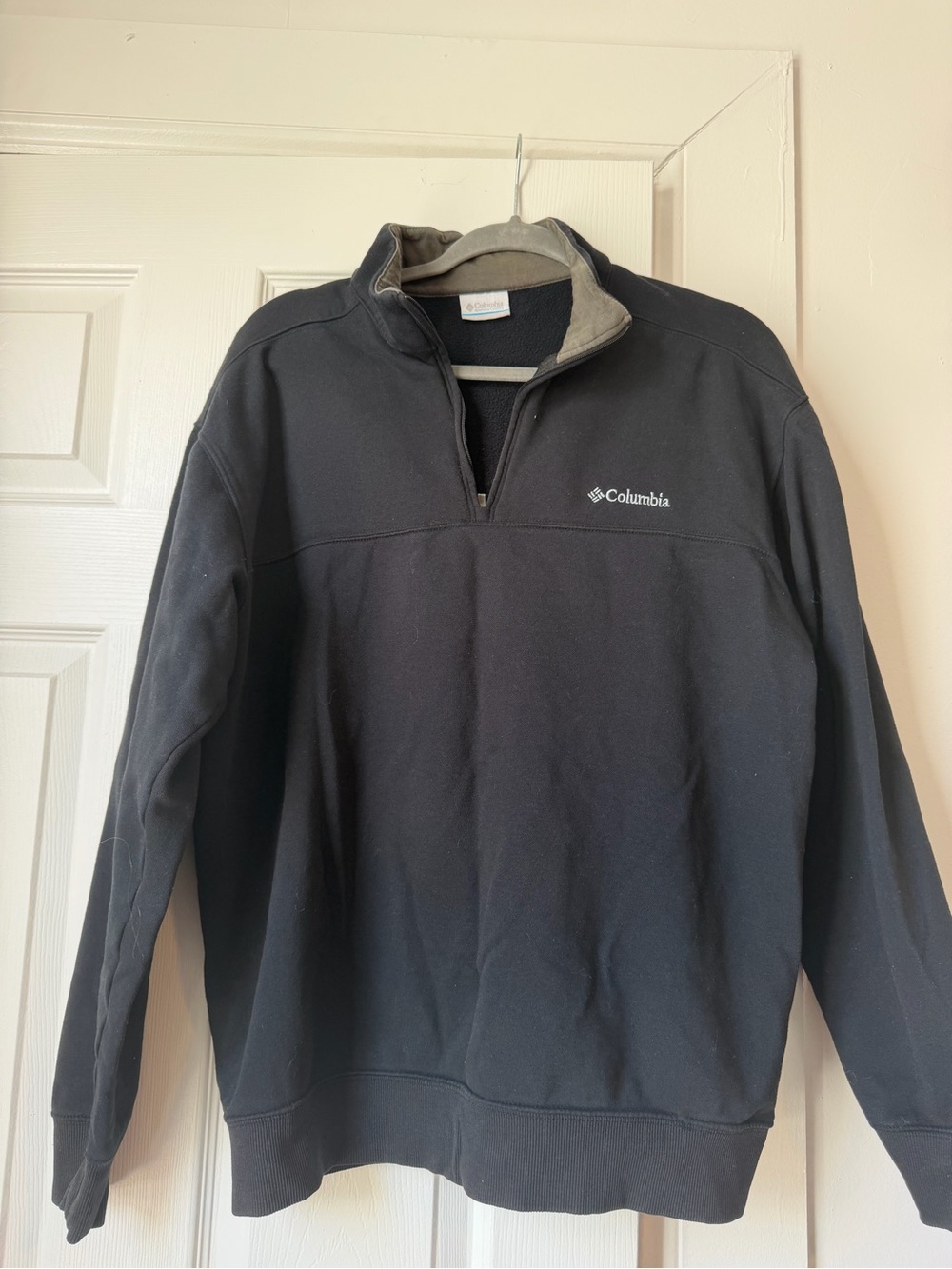 Columbia Black Men’s Quarter-Zip